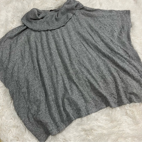 Banana Republic Cozy AF Cowl Neck Cotton Poncho woman’s M/L - Picture 5 of 10